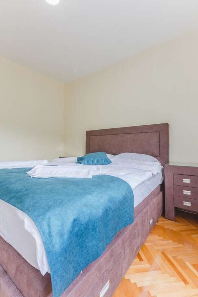Апартаменты Apartman Nina R. Crnojevica Цетине-21