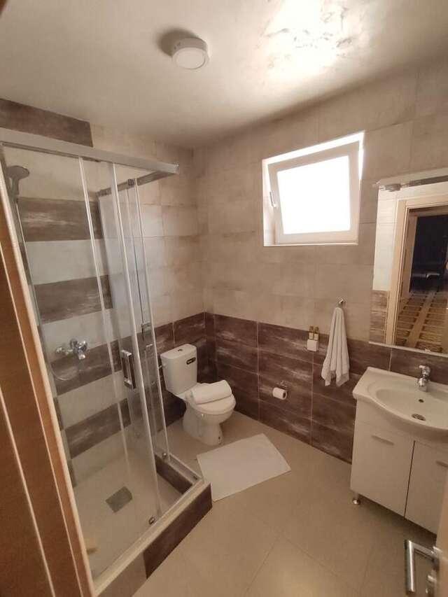 Апартаменты Apartman Nina R. Crnojevica Цетине-24